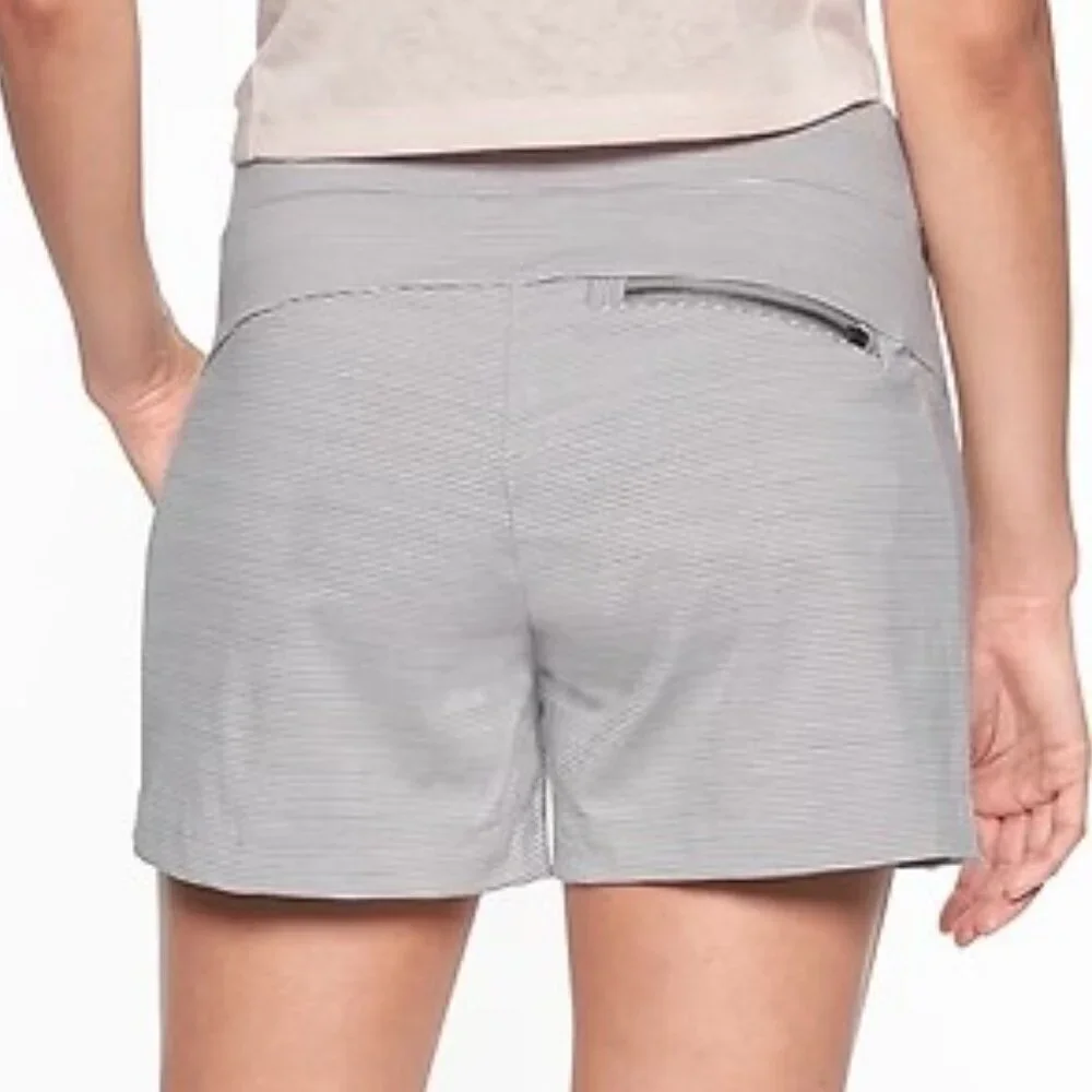 Athleta Stripe Modern Metro Shortie 3.5